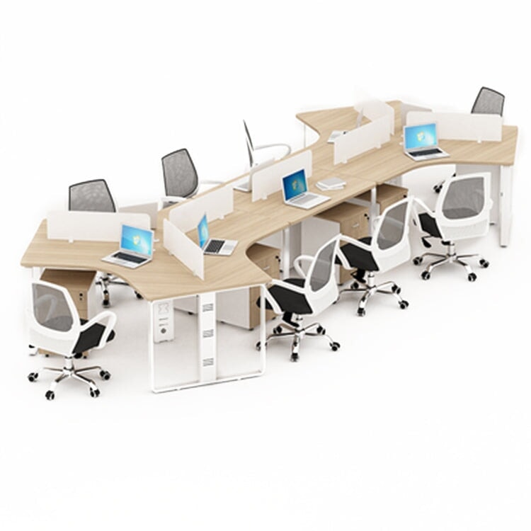 時尚大尺寸辦公桌,設計簡約現代,風格自然。適合多人使用。產品特色包括鋼製桌腳、方形桌腳、側邊滑輪、腳輪、圓形弧形桌面以及自然且可客製化的設計。 OD-A7