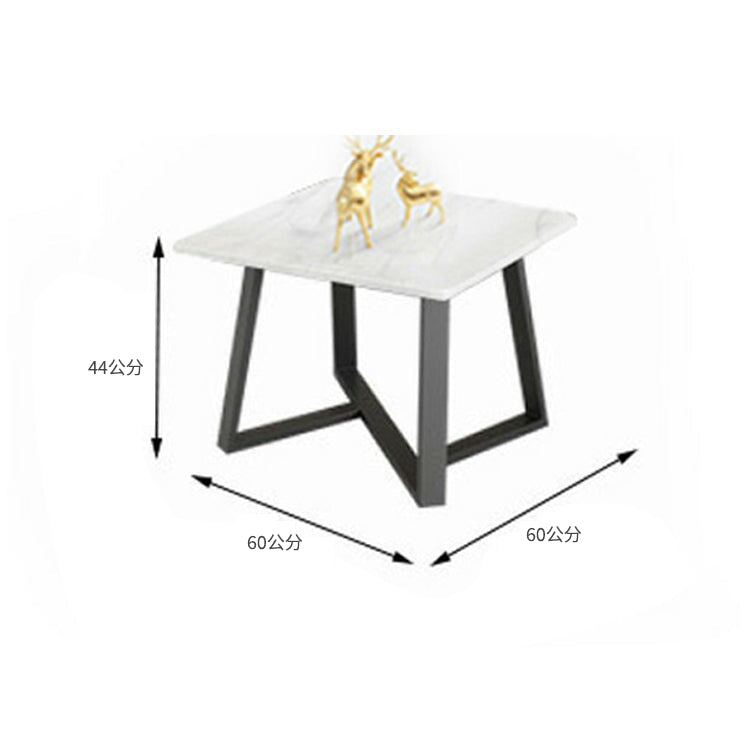 這款沙發非常適合接待室和辦公室。它採用防水納帕皮革,寬敞的座椅,填充物為PP棉、乳膠和聚氨酯泡沫,搭配柔軟的天然木材和S型彈簧,帶來舒適愜意的體驗。沙發為灰色,可訂製。型號:OS-A19